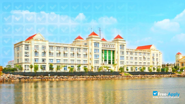 Review Hubei University: Đánh Giá Chi Tiết Về Cơ Sở Vật Chất, Giảng Viên Và Cơ Hội Nghề Nghiệp 6 Review Hubei University